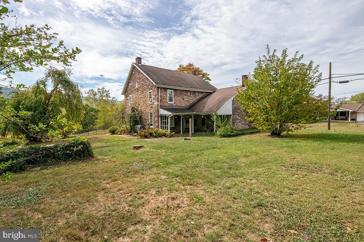 3059 Peters Mountain Rd Property Photo 8