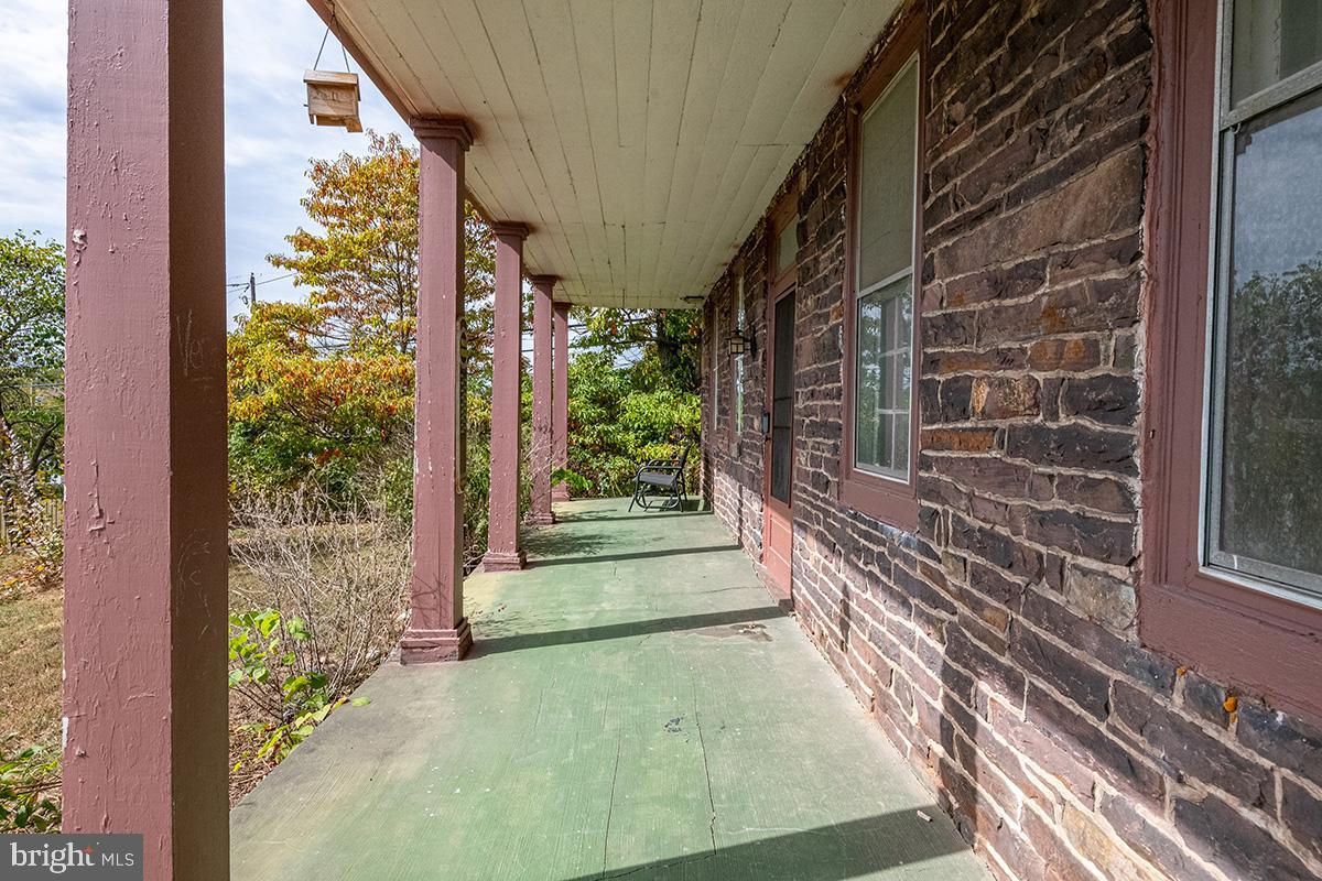 3059 Peters Mountain Rd Property Photo 13