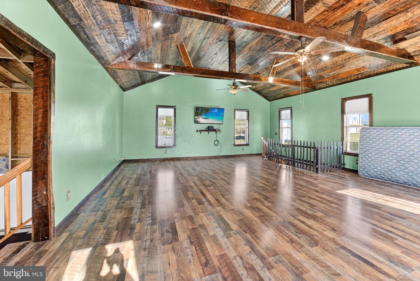 1238 Erdman Rd Property Photo 6