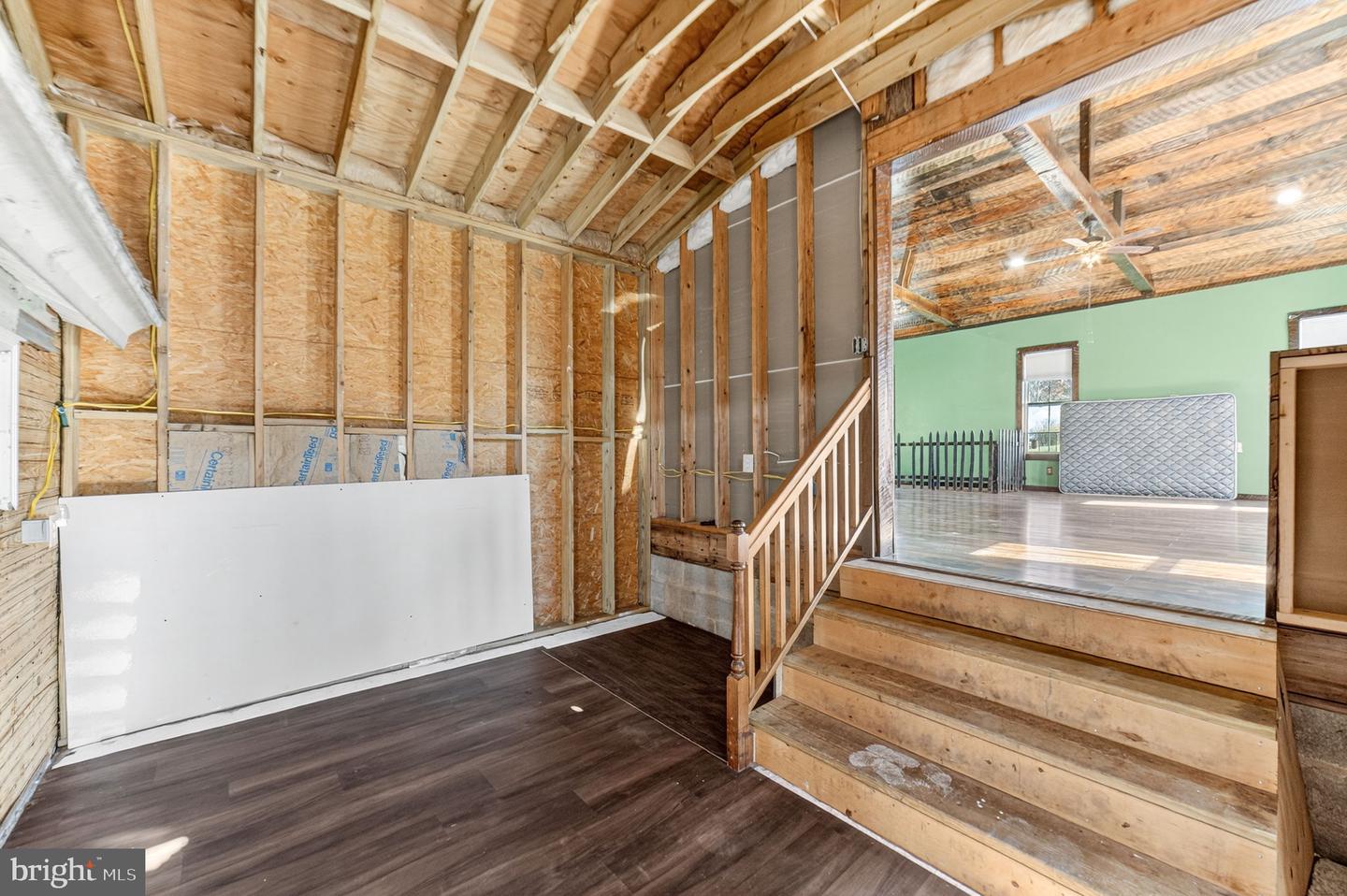 1238 Erdman Rd Property Photo 8