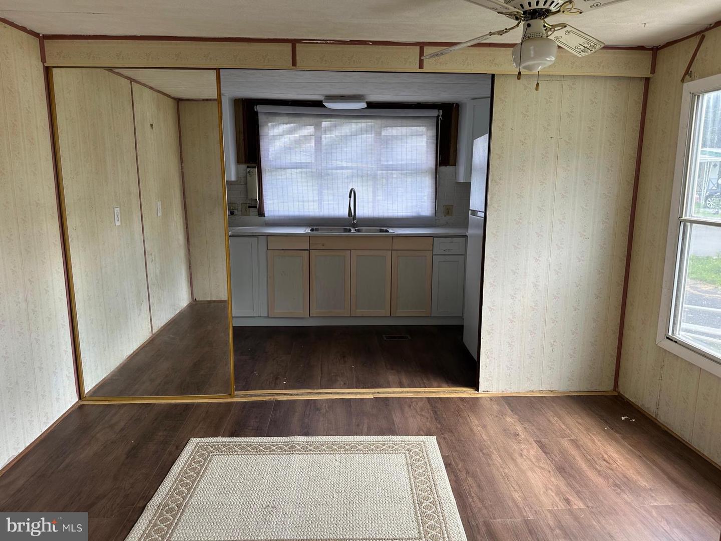 18 Park Ave Property Photo 2