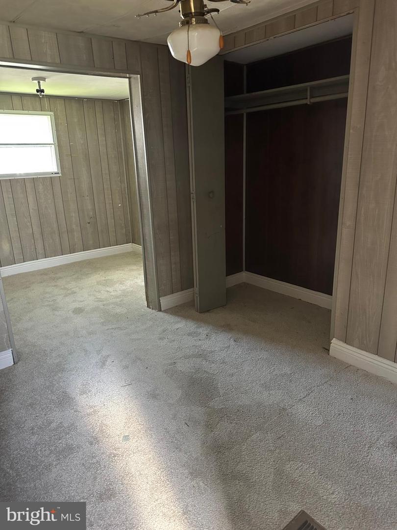 18 Park Ave Property Photo 13
