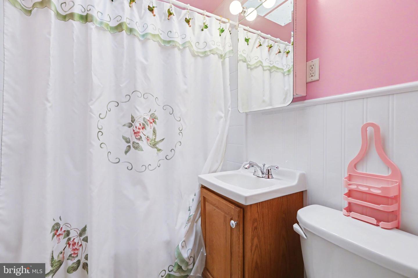 2104 Berryhill St Property Photo 19