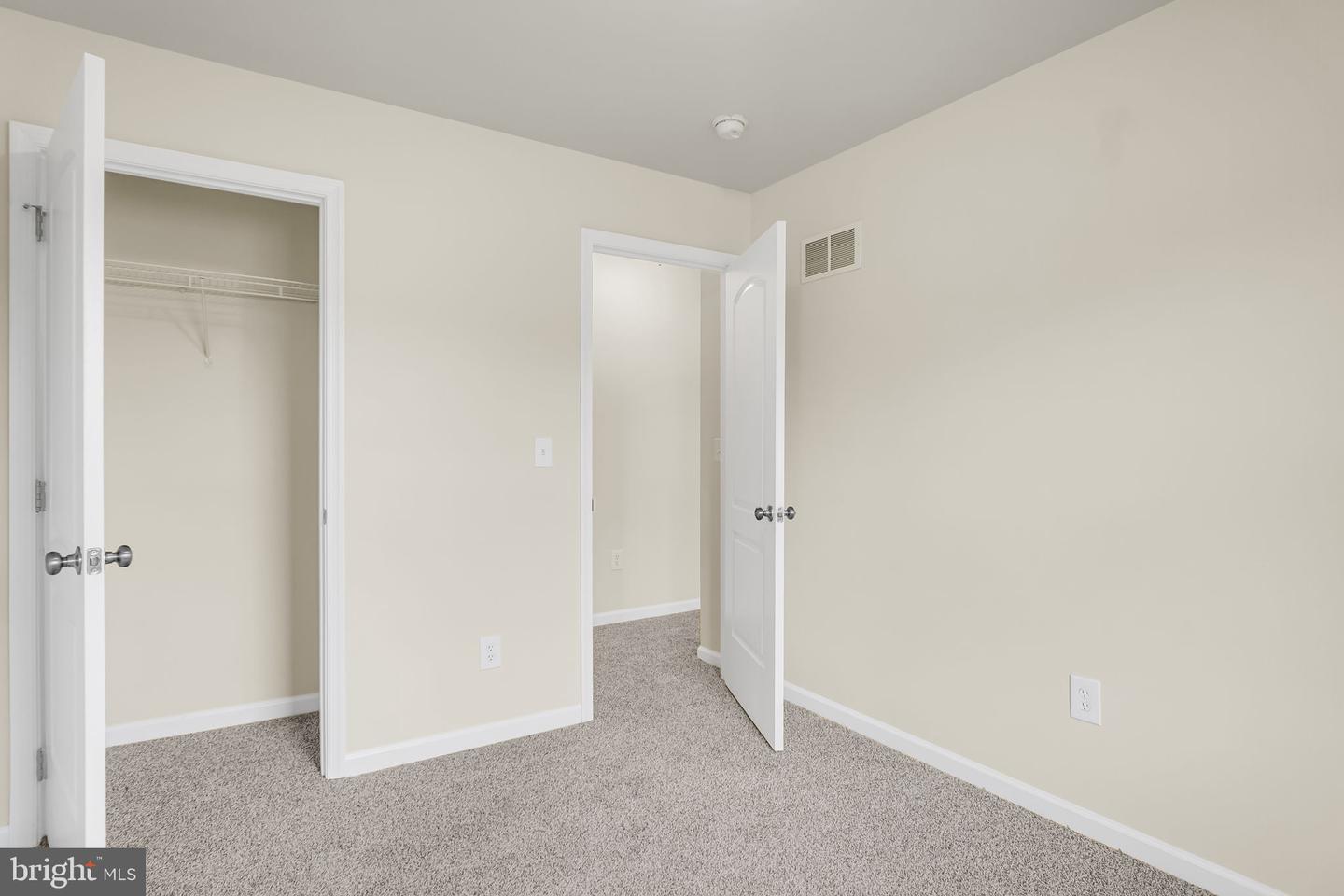 856 Gregs Dr Property Photo 20
