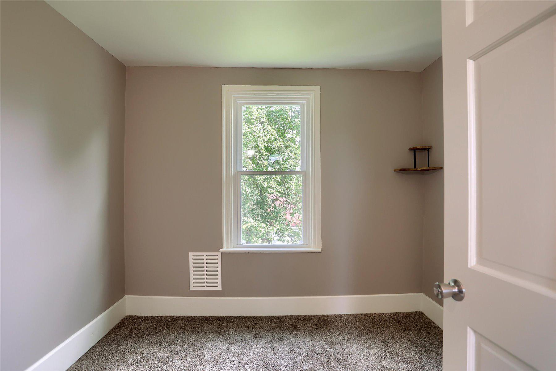 801 N Mountain Rd Property Photo 29