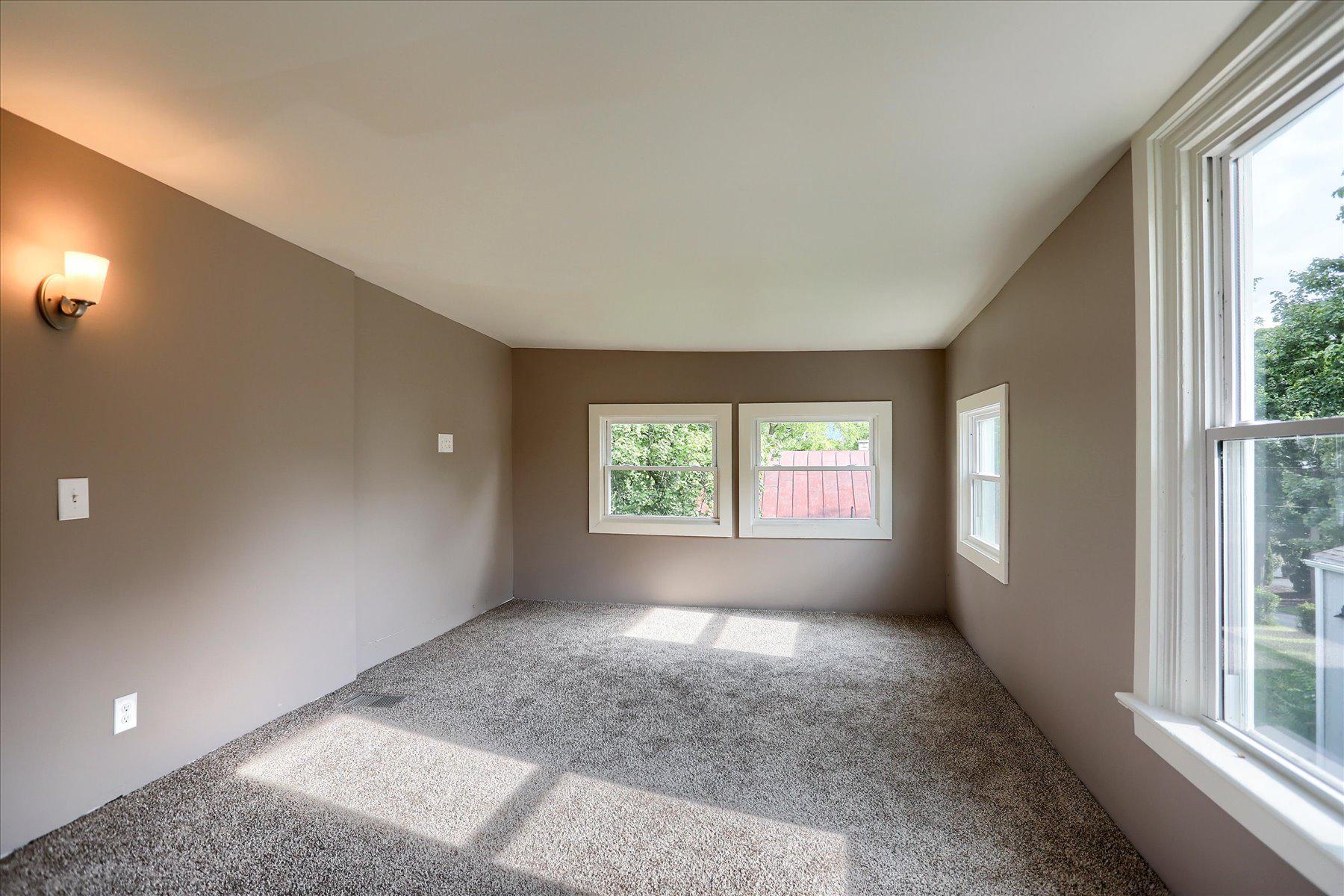 801 N Mountain Rd Property Photo 31