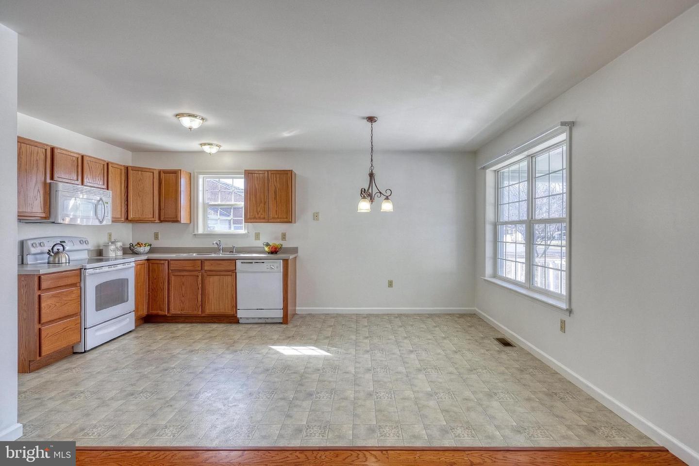 213 Market St Property Photo 8