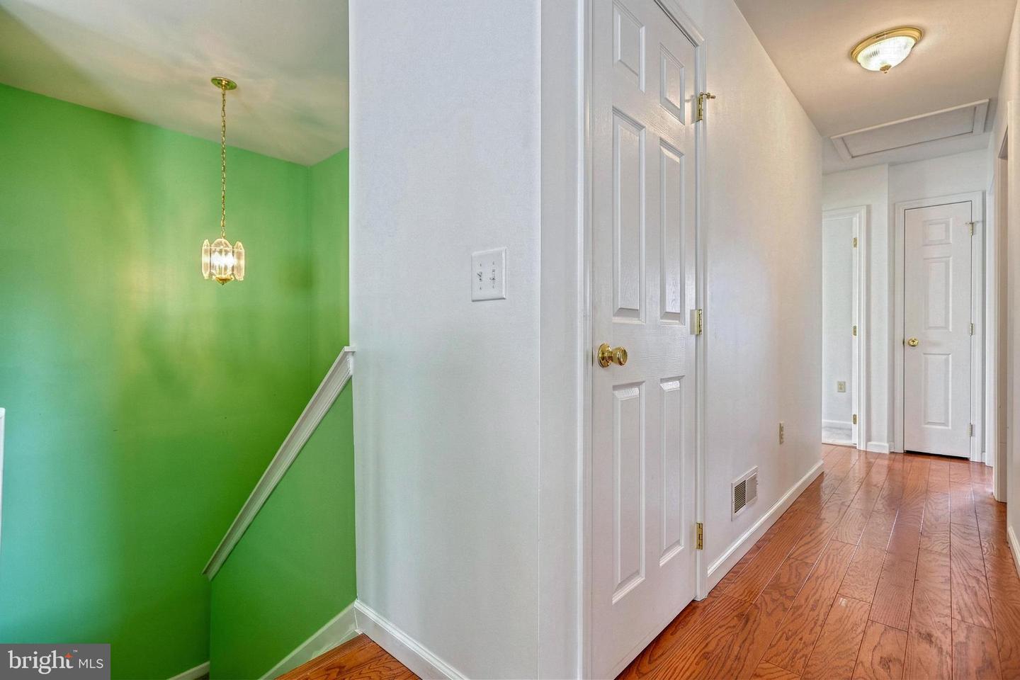213 Market St Property Photo 16