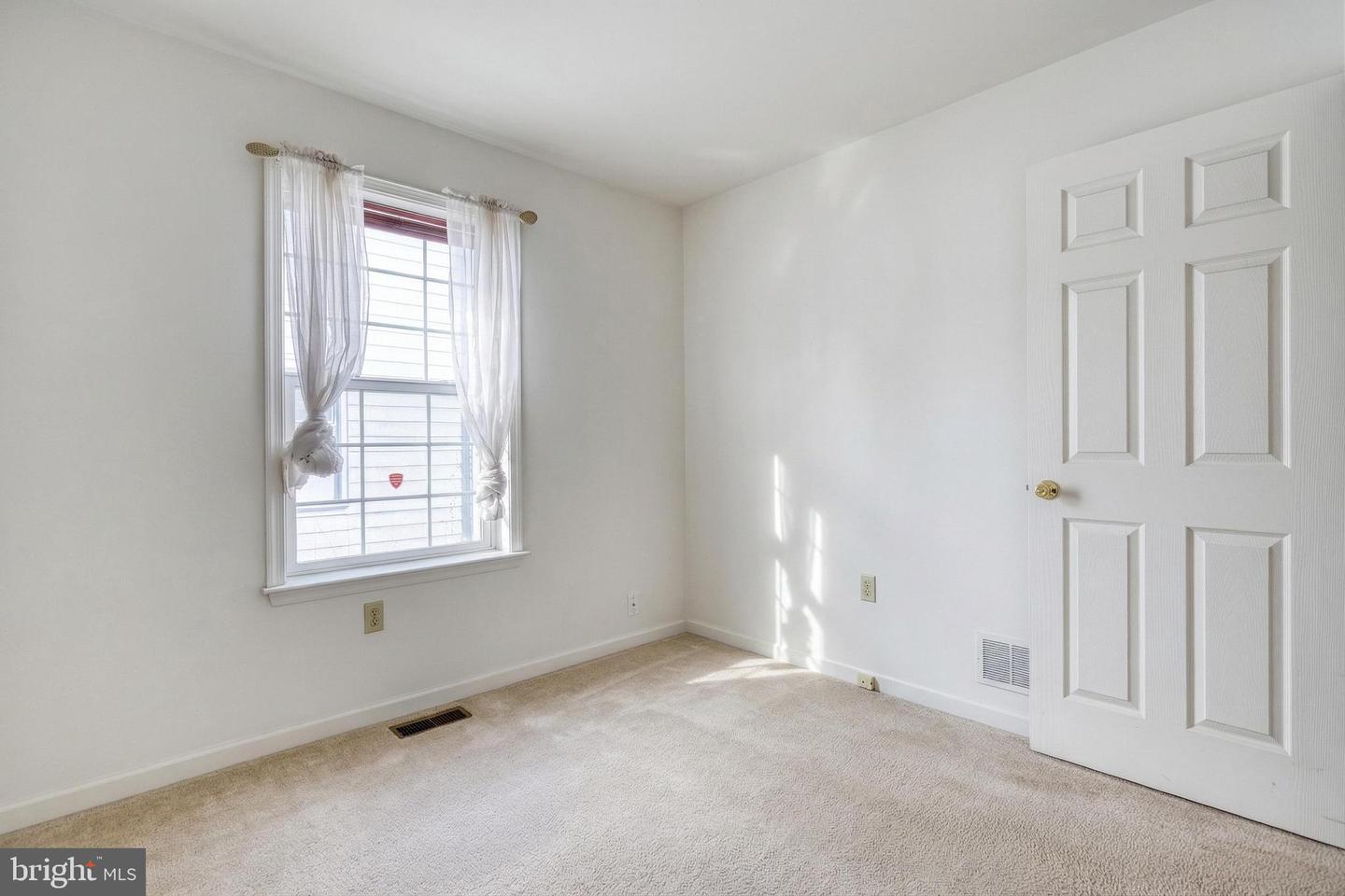 213 Market St Property Photo 18