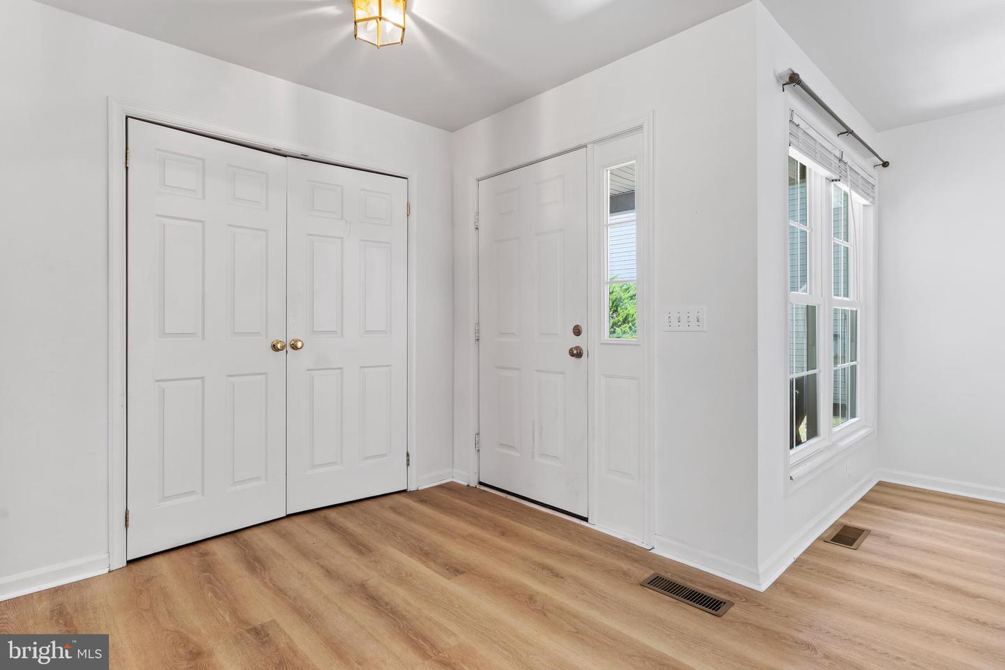 2015 Alexis Dr Property Photo 2