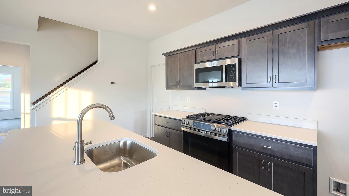 7837 Oak Brook Dr Property Photo 16