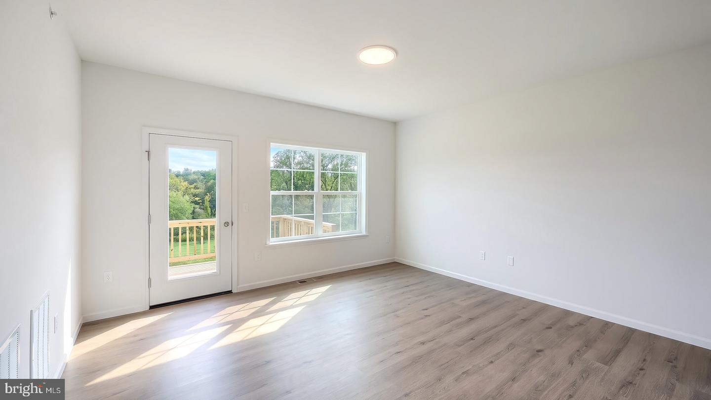 7837 Oak Brook Dr Property Photo 20