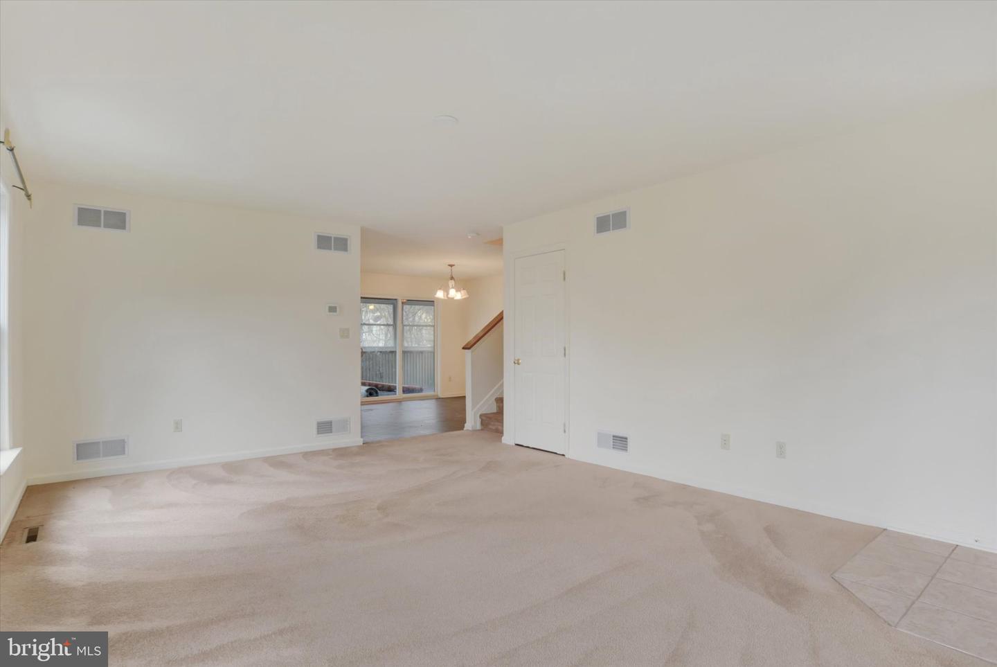 576 Kelker St Property Photo 3