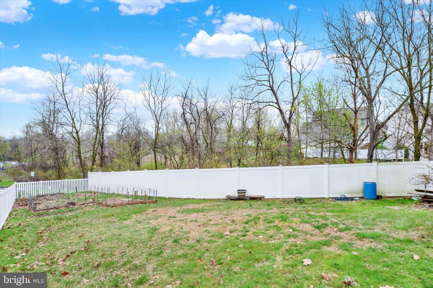 576 Kelker St Property Photo 25