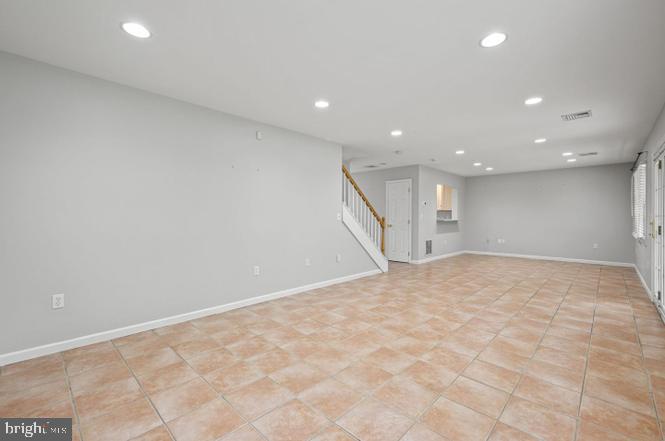 262 Crescent Dr Property Photo 12