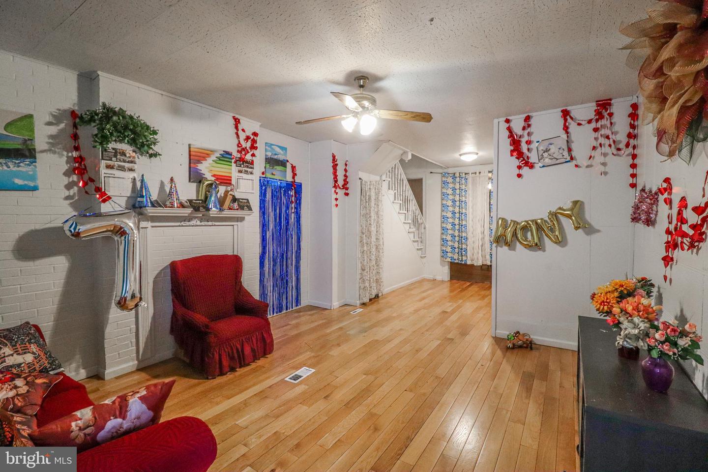 1632 Derry St Property Photo 7