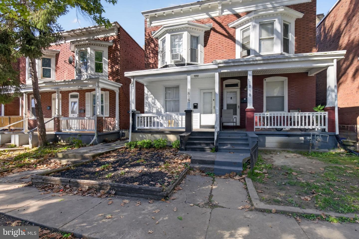 1816 Boas St Property Photo 2