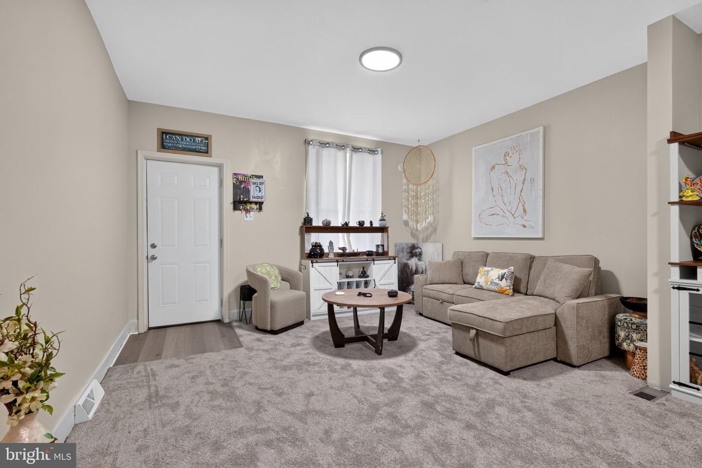 1816 Boas St Property Photo 3