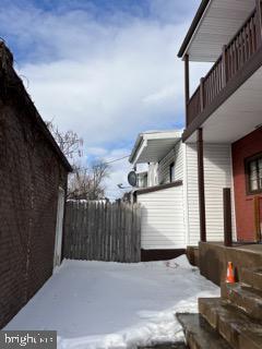 1353 Vernon St Property Photo 6