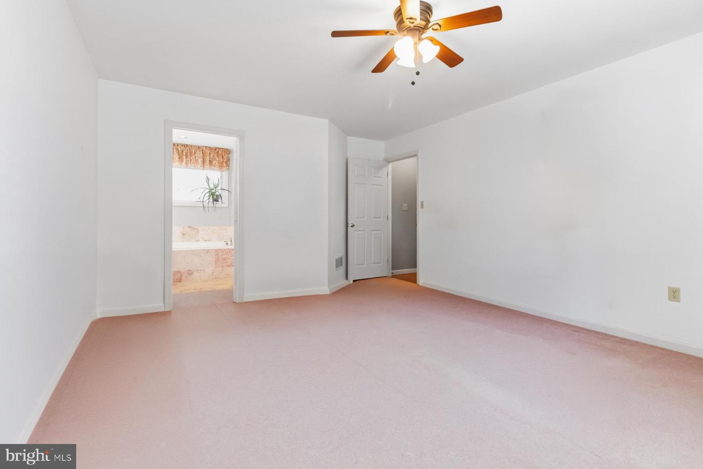 1221 Jill Dr Property Photo 19