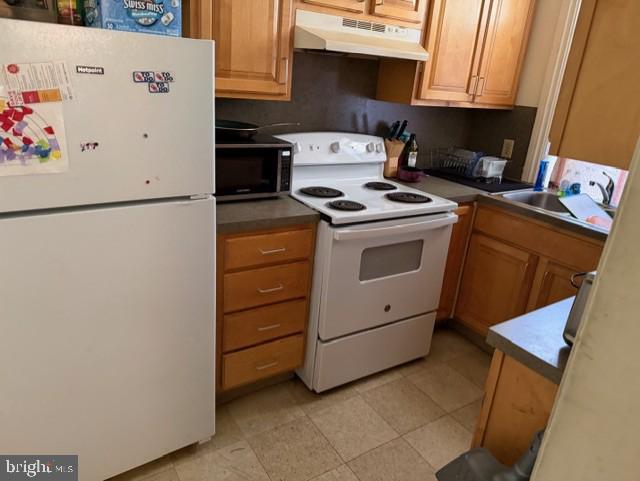 1330 Derry St Property Photo 4