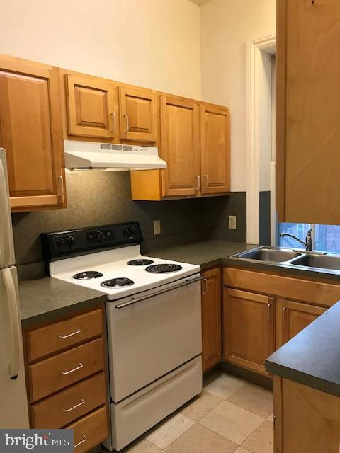 1330 Derry St Property Photo 19