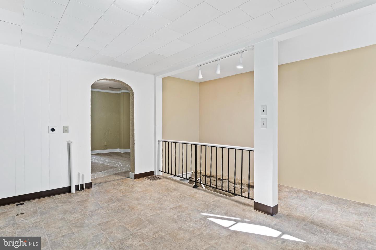 124 Lincoln St Property Photo 16