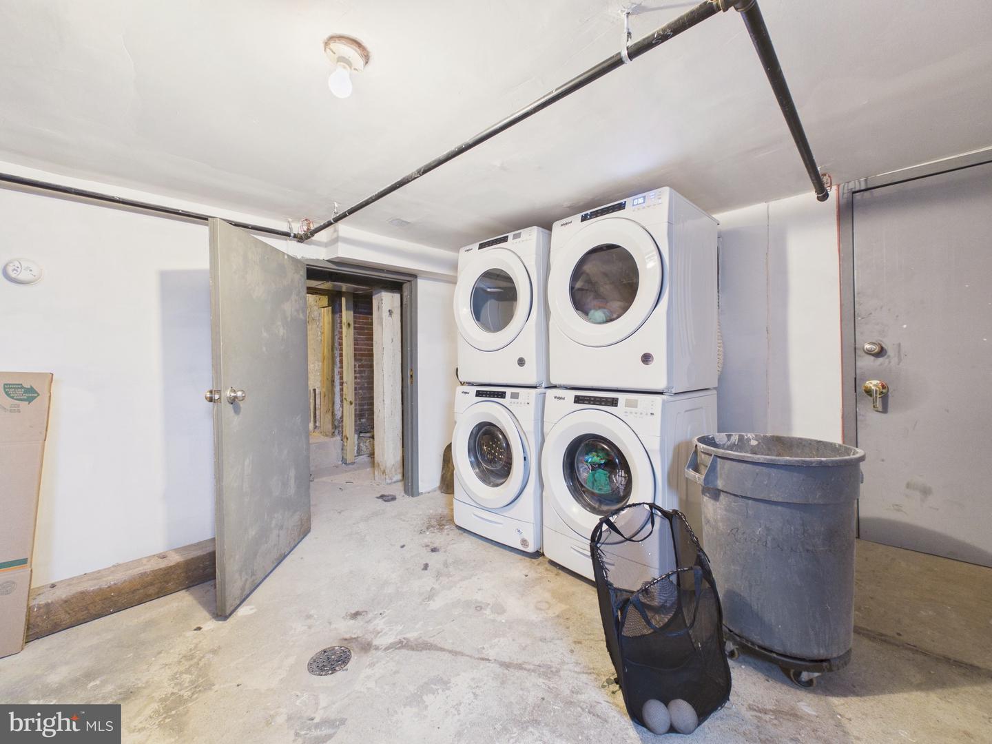130 State St Property Photo 41