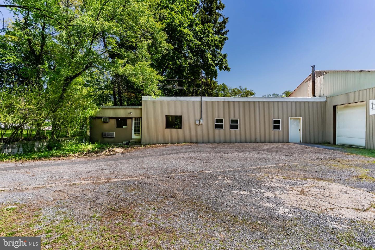 4679 Stricker Rd Property Photo 3