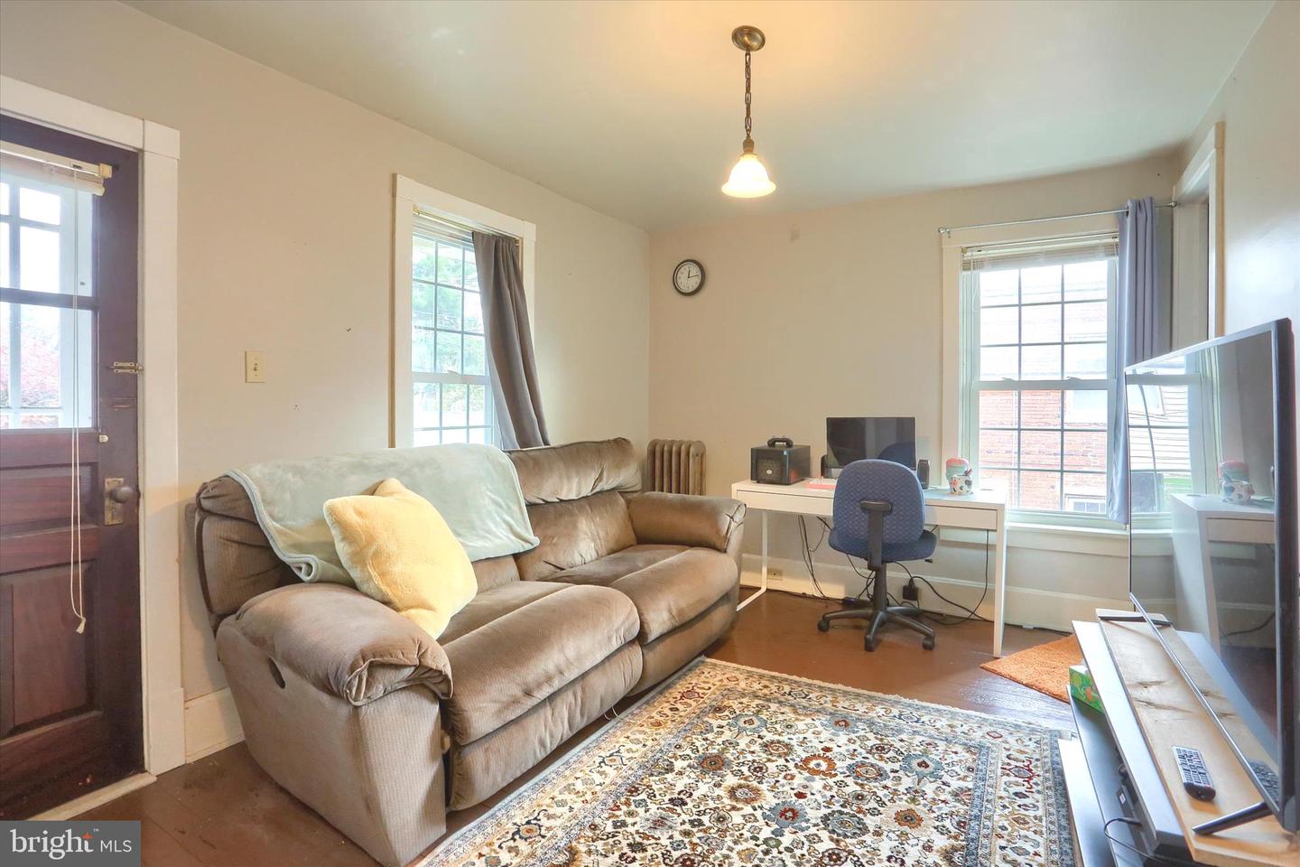 308 Lewis St Property Photo 17