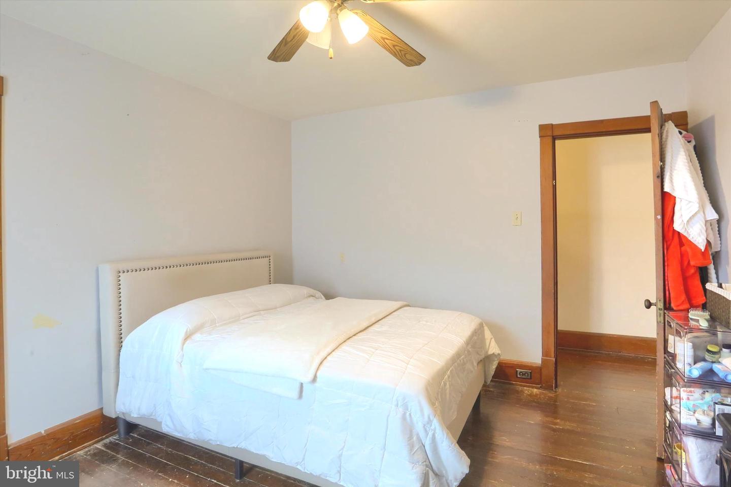 308 Lewis St Property Photo 23