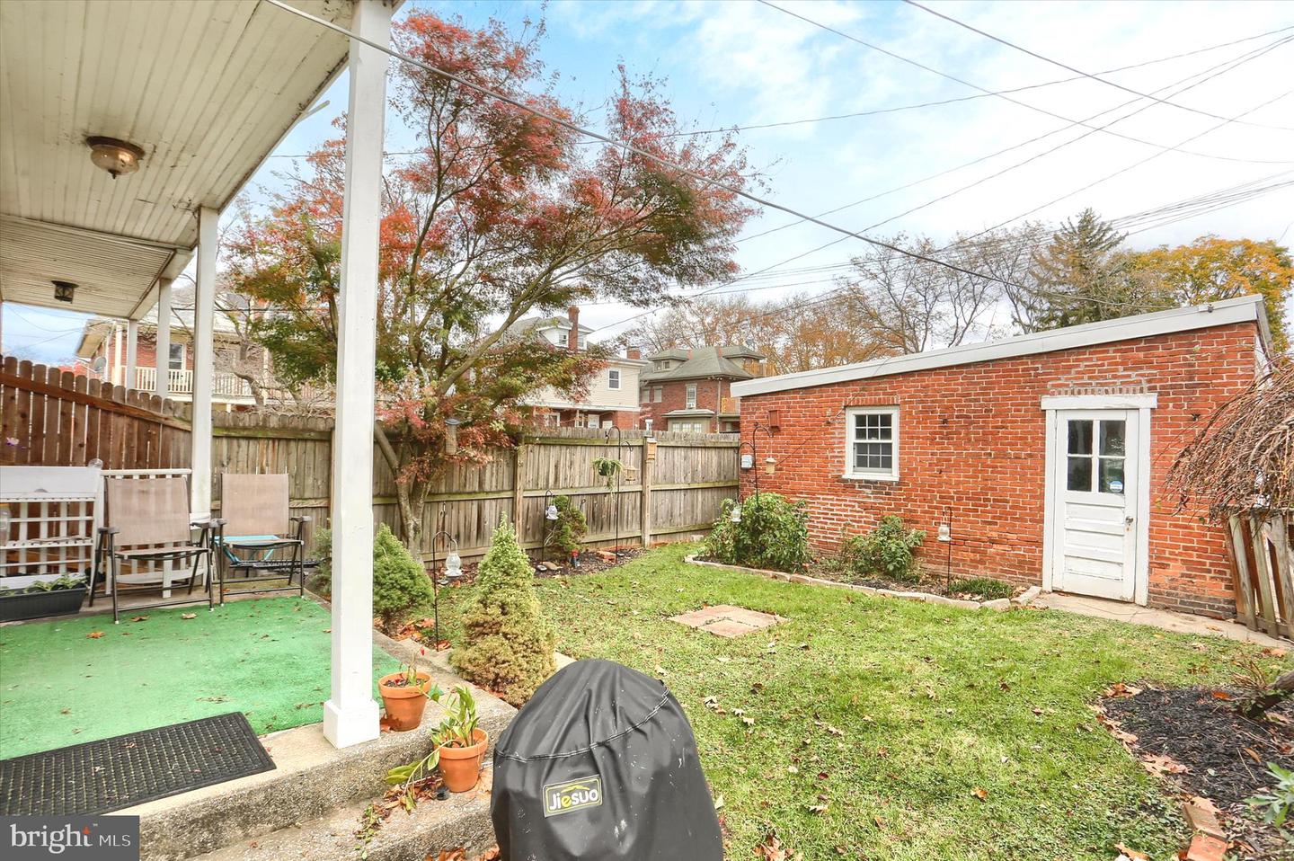 308 Lewis St Property Photo 24