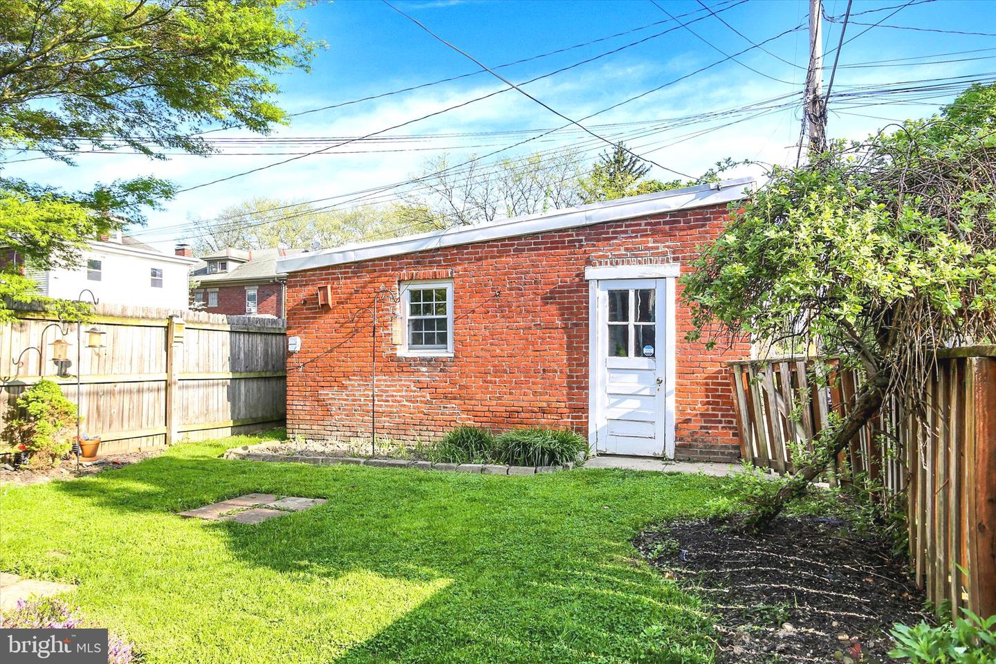 308 Lewis St Property Photo 30