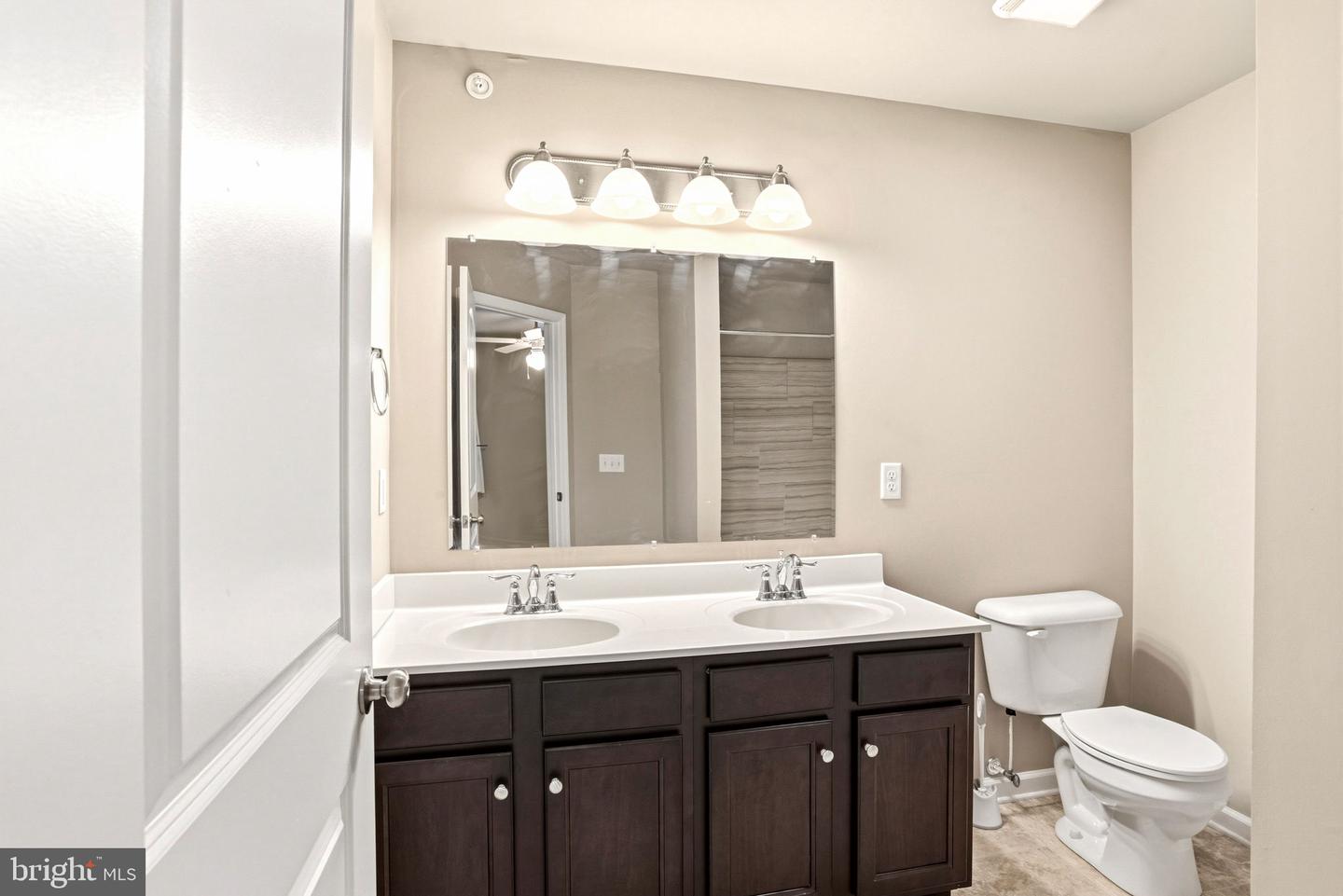 113 High Pointe Dr #50 Property Photo 19