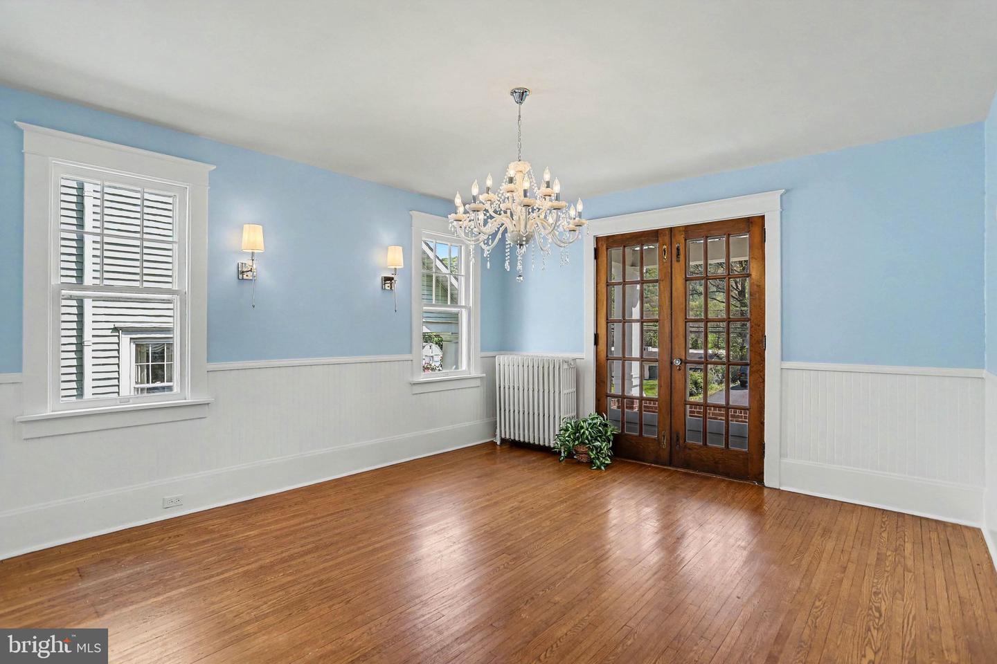 941 State St Property Photo 10