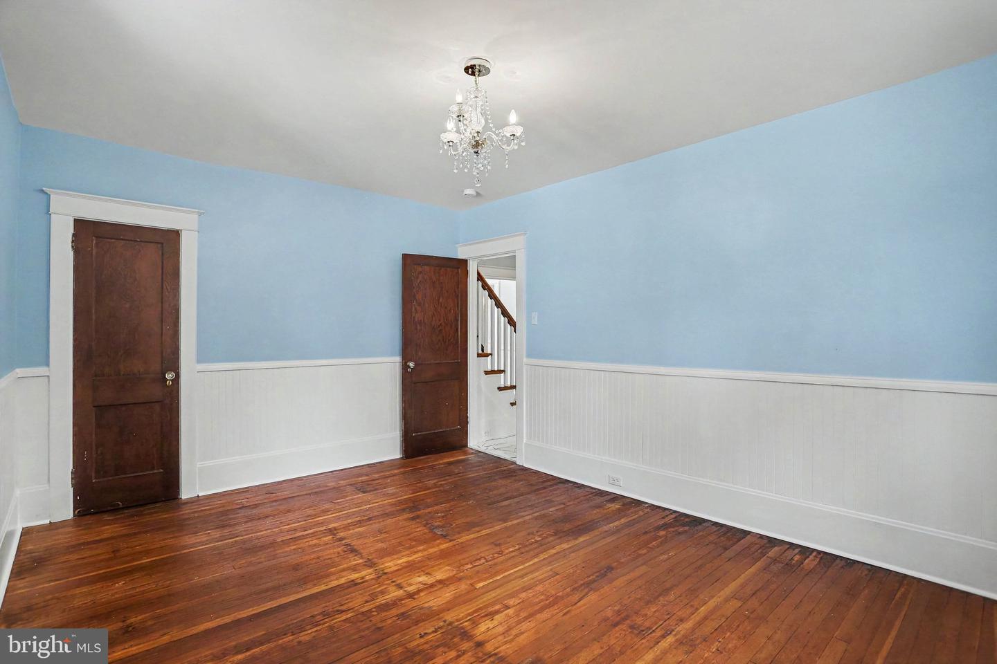 941 State St Property Photo 14