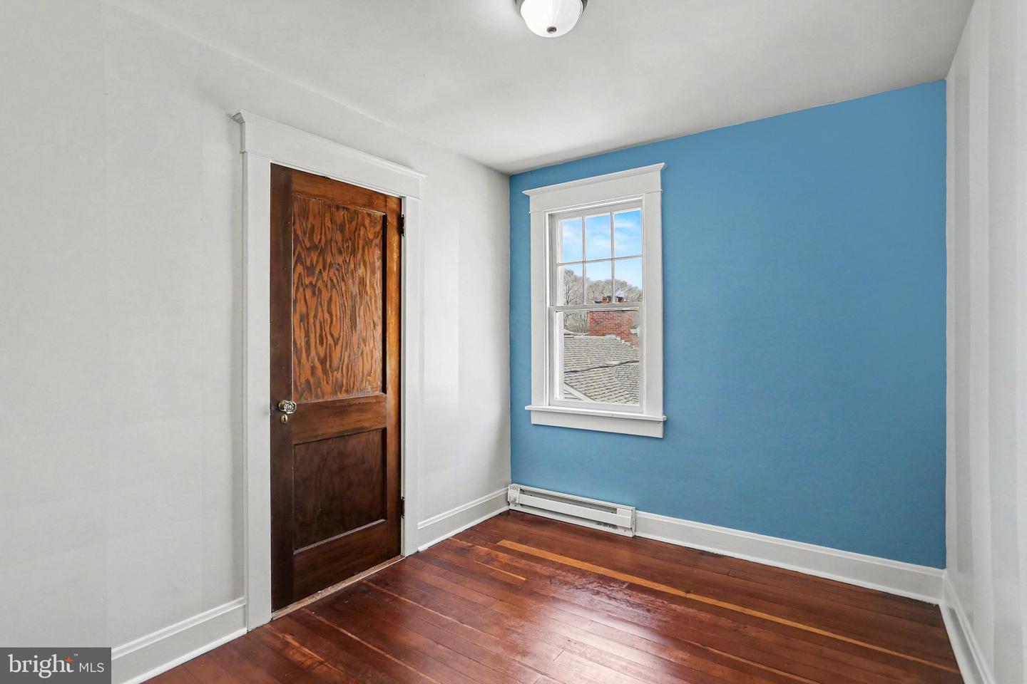 941 State St Property Photo 15