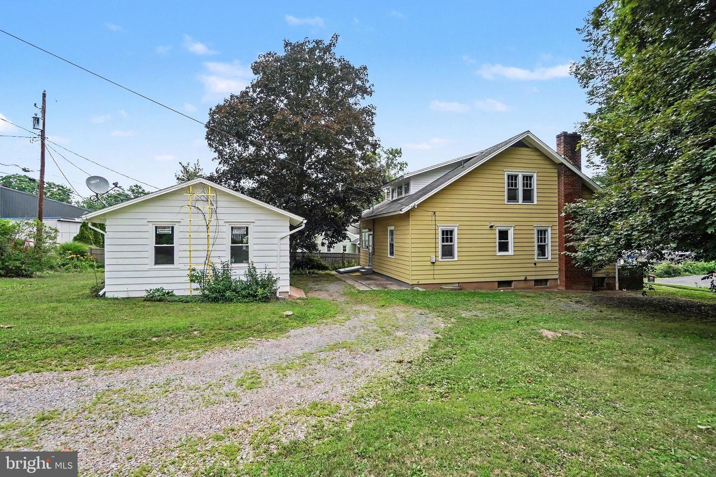 941 State St Property Photo 35