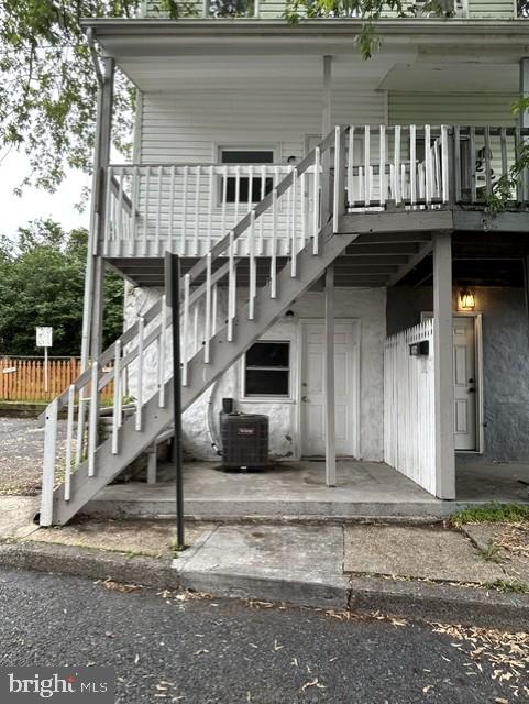 226 MULBERRY ST Property Photo 1