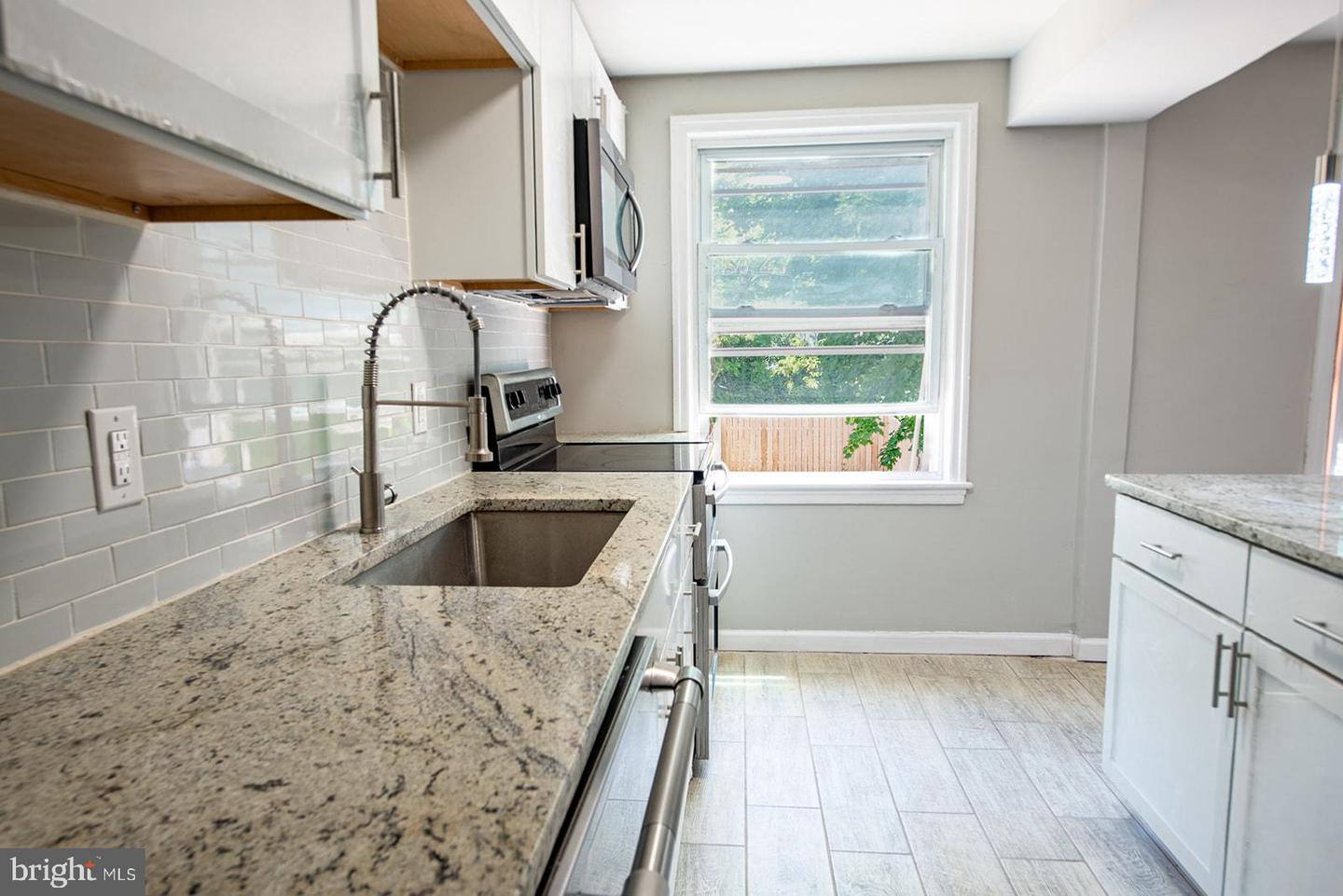 2205 Kensington St Property Photo 11