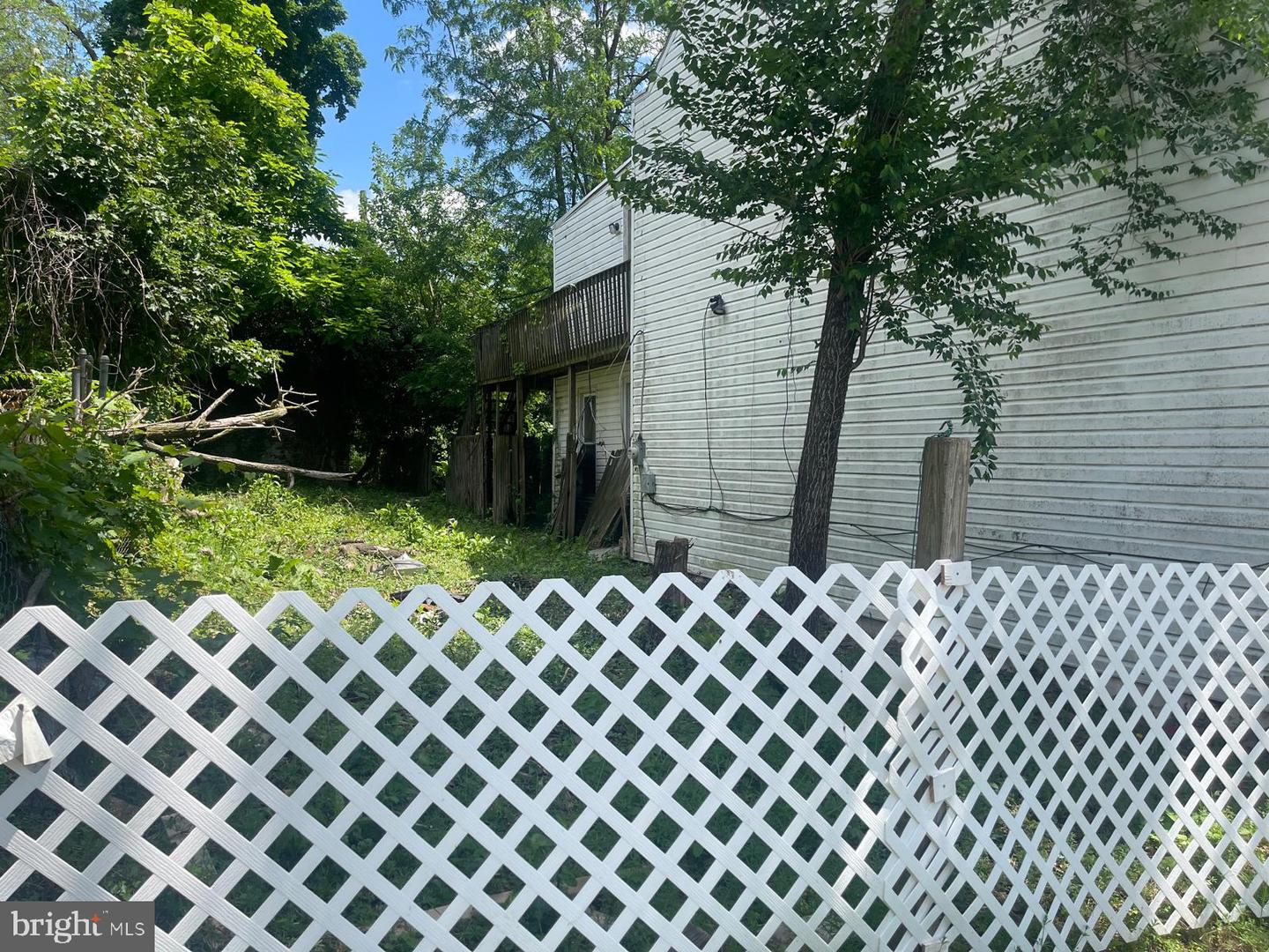 1939 LOGAN ST Property Photo 1