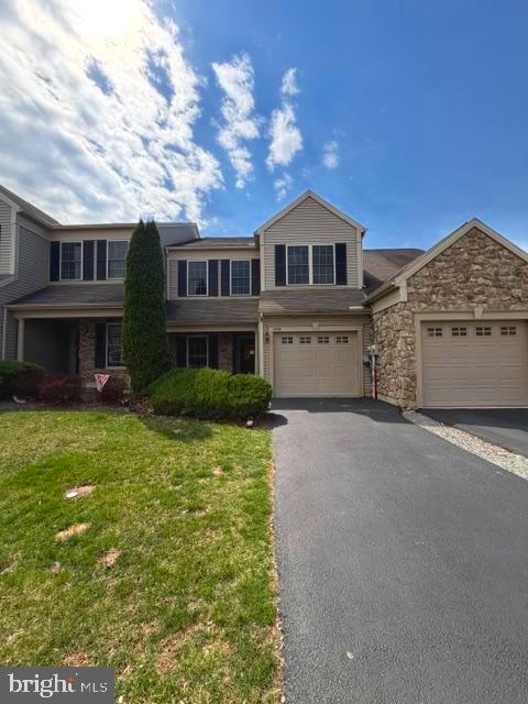 688 Stoverdale Rd Property Photo 1