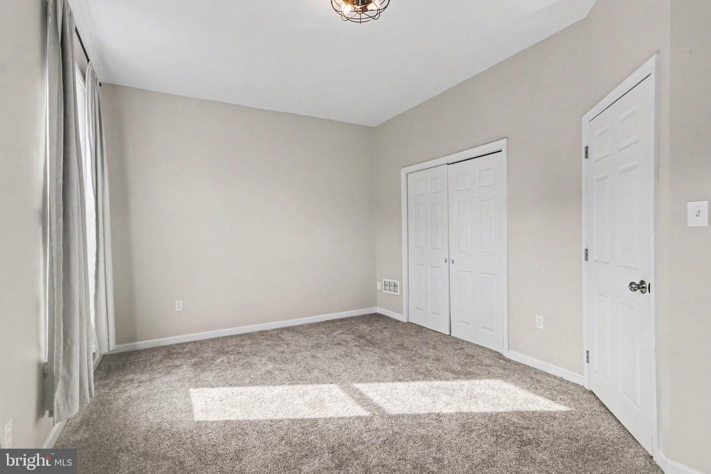 1710 Green St Property Photo 14