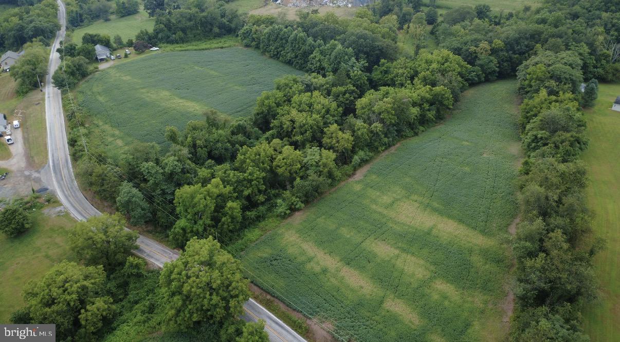 Million Dollar Rd Property Photo 2