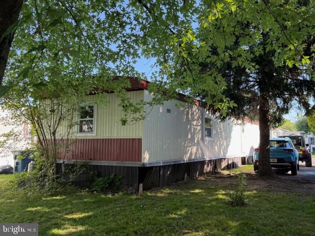 152 Park Dr Property Photo 4