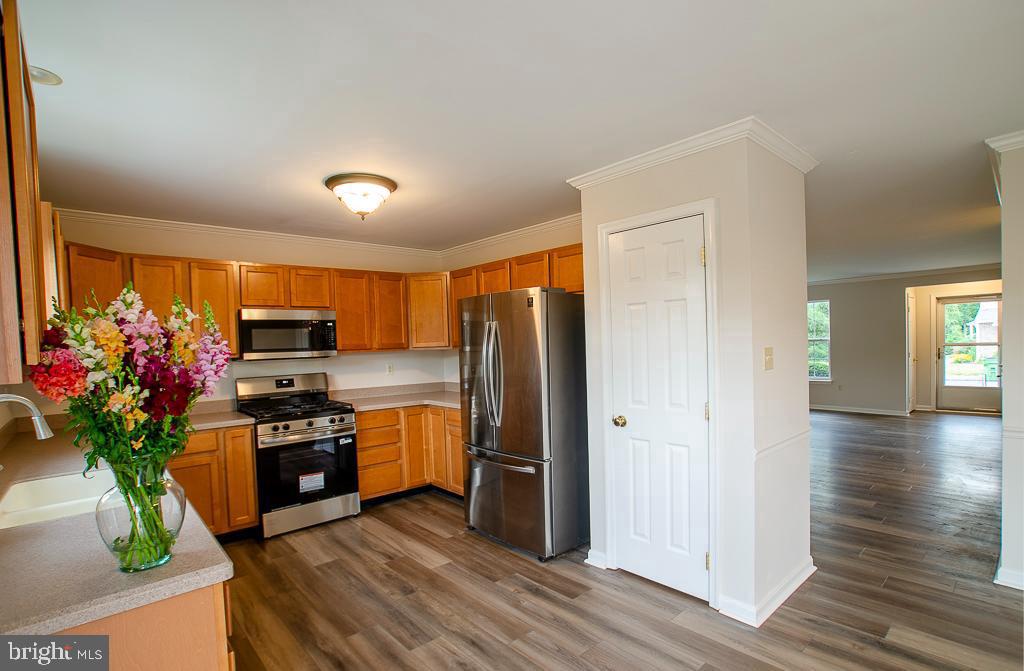 107 Peregrine Ln Property Photo 9