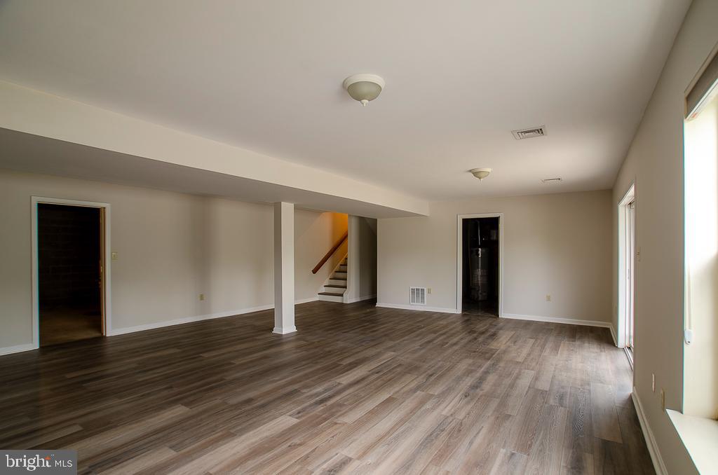 107 Peregrine Ln Property Photo 18