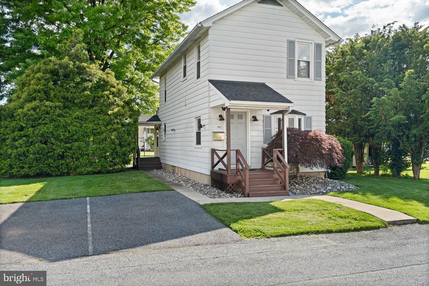 34 Half Street Property Photo 2