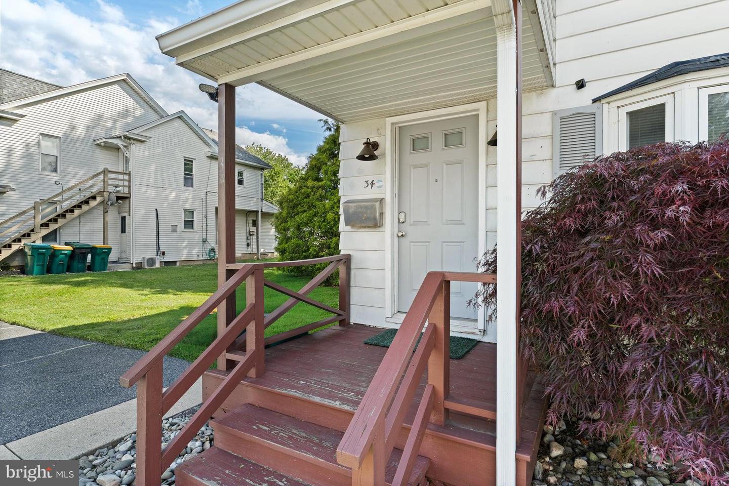 34 Half Street Property Photo 4