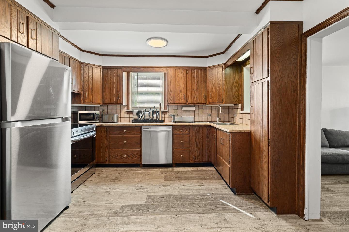 34 Half Street Property Photo 13